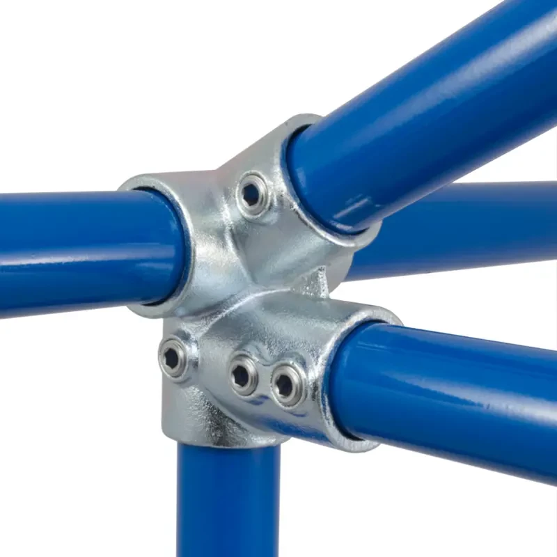 185 - Raccords en té 27½ degrés